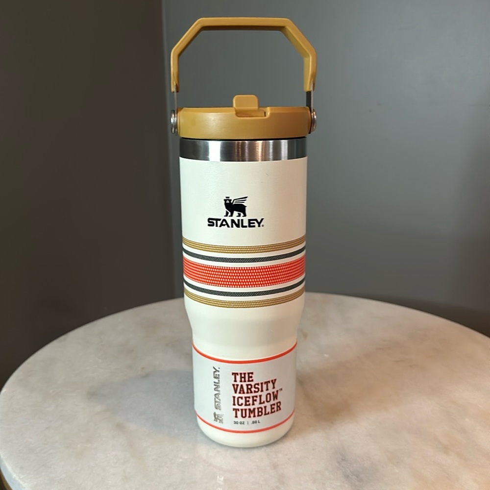 Stanley Varsity IceFlow 30 oz Flip Straw Tumbler - Cream Mesh